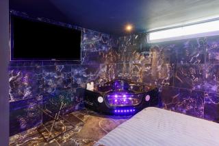 Luxurious Love Room by Vill'amore - 3