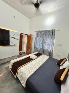 SIYARAM NIKETAN 2 BEDROOMs - 0