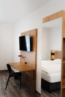 ML Business Hotel - Self-Check-in - 4