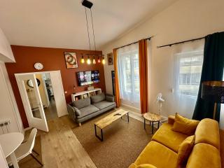 Elegant 2 Bedroom Apartment with Free Parking Paris St-Denis by Immo Kit BNB - 9