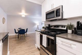 South Tampa Resort Retreat Pool Gym & Walkable Location - 6