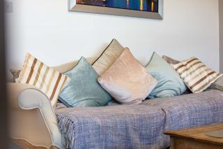9A Millbrae - Donnini Apartments - 8