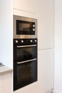 9A Millbrae - Donnini Apartments - 1