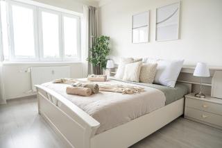Modern APT City Hideaway - 0
