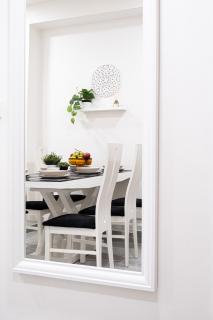 Modern APT City Hideaway - 6