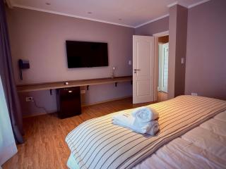 HYN Hotel Boutique - 2