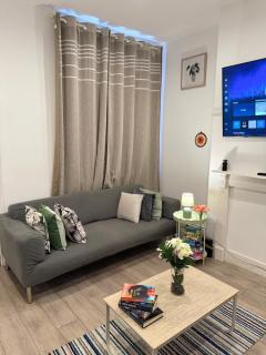 Double Rooms - Near City and Uni - 3