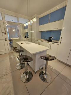 Modern Studio Apartment Strand Beach - 1