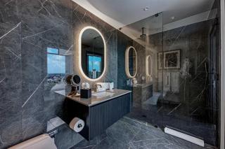 Luxury E11EVEN Residence Pool Beach Club & Gym - 8