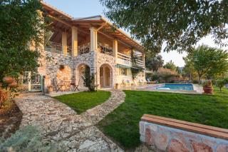 A Private Retreat Among Olive Groves and Endless Blue - 8