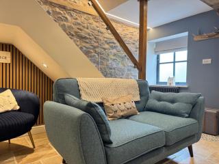 Railway Cottage - 1