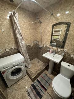 Modern 1-bedroom apartment in City Center - 6