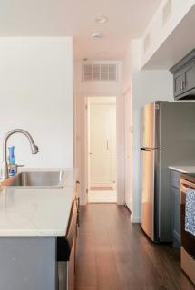Velouté Valor - 1BD Near Med Center & Museum District - 2