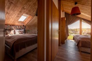 CHATY U HARREGO NAD STAWEM SPA sauna, balia, rowery, klimatyzacja, - 1