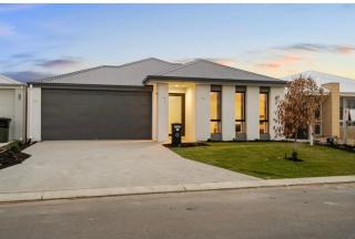 Brand new property near beach - 9