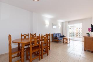 Rentalmar Pineda Suites - 7