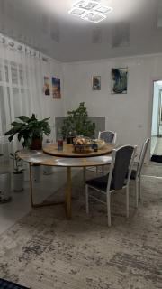 Friendly House - 6