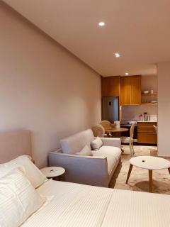 LaFe SeaFront Suite - 8