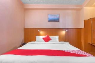 HOTEL Embassy - 4
