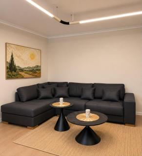 Sol Apartment in Bllok, Tirana - 4