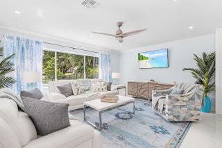Luxury Golf-Front Retreat 3BR3BA HTD Pool, Jacuzzi, GOLF AVAILABLE - 6