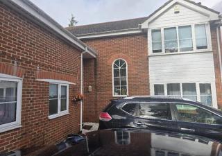 Charming Highworth,Swindon Stay, Wi-Fi Car park - 2
