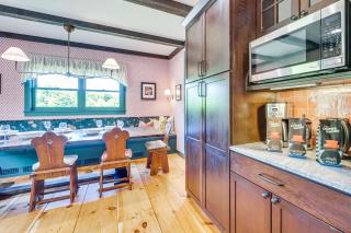 95-Acre Countryside Estate! Luxe Vermont Farmhouse - 1