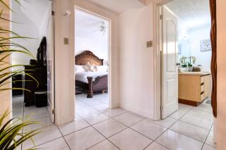 Vacation Getaway in Mango Walk Country Club - 7