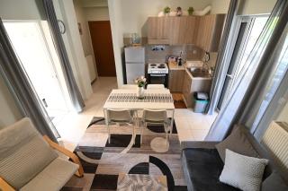 Alex House - 8