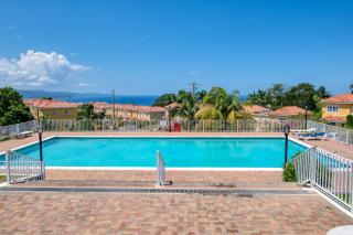 Vacation Getaway in Mango Walk Country Club - 1