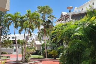 T2 vue mer exceptionnelle - piscine et plages - 6