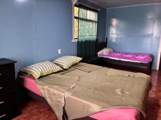 Golden Jungle Hideaway - 8