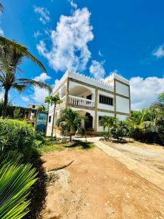 Pumbao villa - 2