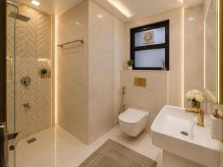 Hotel YshBellemount Sutes NearDelhi Airport - Free Airport Pickup & Drop - New Delhi - 2