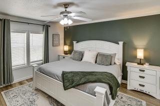 Fire Pit & Stunning Lake Views: Shell Knob Home! - Shell Knob - 8