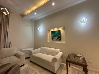 Modern Elegant Spacious Villa in DHA Lahore Near Airport - 5