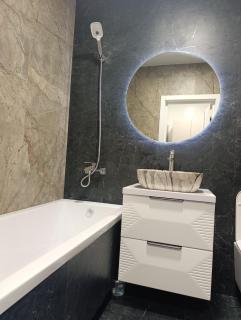 Карла Мікльоша,Автовокзал Стрийська,King Cross,новобуд - 3