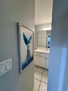 2 C, Three Bedroom Townhome - 4