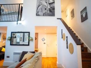 Exclusive City Apartment - Very Spacious - 2