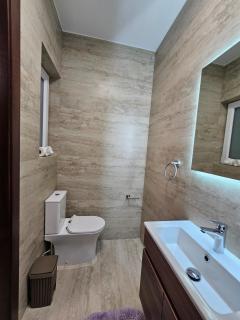 Highly finished two bedroom in St Pauls Bay - 5