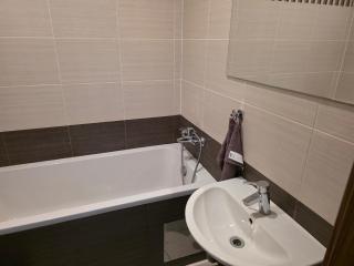 Valhalla Comfort Apartment - 8