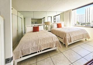 Waikiki Banyan T2-908th - 8