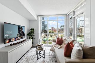 Sunlit 2BR Condo by the Waterfront - 0