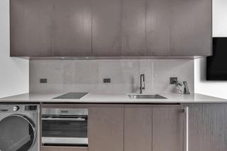 E11 Residences Studio Rooftop Pool & Free Valet - 2