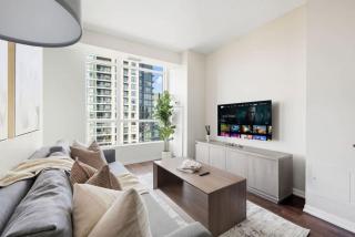 Urban Harbor Haven Modern 1BR Living Downtown - 0