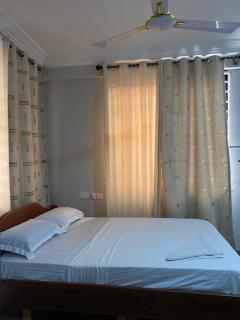 Ivella Executive Guest House - 1