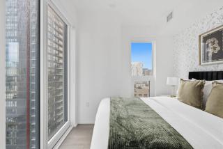 Chic Downtown 3BR Retreat Private Patio - 3