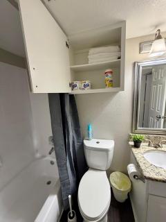 Luxury Dallas Escape- Resort View Prime Location - 9