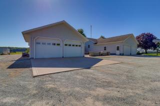Near Amish Country & Shipshewana: Grill & Patio! - 4