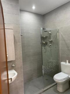 1 bedroom apartment shemesani - 7